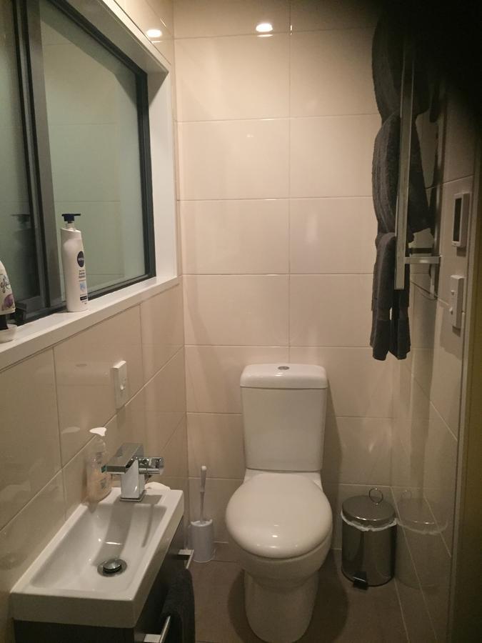 Accommodation In Frimley Hastings Bagian luar foto